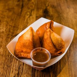 Tiranga By P&D - 3 PIECES SAMOSA
