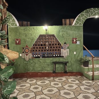 Sueño de Marfil - Dancers and entertainment area - Mexican Near Me