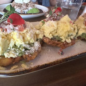 La Mulata - abeulas tostones - Cuban Near Me - Miami Beach, Florida