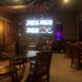 IRON HORSE BAR & GRILL LEES SUMMIT - Updated March 2025 - 130 Photos