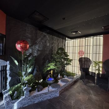 Red Phoenix - Asian style - Asian Fusion Near Me - Palm Beach Gardens, Florida