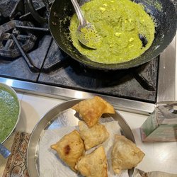 Ranjana's Indian Cooking Classes - Saag paneer and samosas