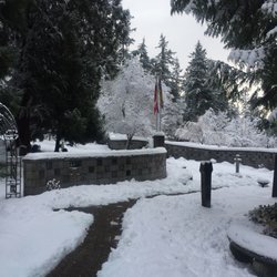 Robinson Memorial Park Cemetery - Lovely grounds