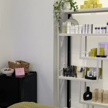 Dewy Skin OC - Salon - Estheticians Near Me - Huntington Beach, California Dewy Skin OC - Salon - Estheticians Near Me - Huntington Beach, California