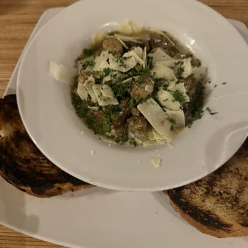 Red White & Brew - Asiago Garlic Mushrooms Tapas - New American Near Me - Prescott, Arizona