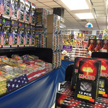 Fireworks World Outlet - Fireworks Near Me - Moriarty, New Mexico