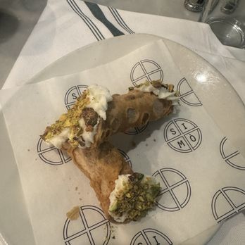 Simò Pizza - Meatpacking - Cannolo Siciliano - Pizza Near Me - New York, New York