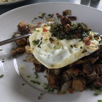 Field & Tides - Brunch porchetta and eggs - Southern Near Me - Houston, Texas Field & Tides - Brunch porchetta and eggs - Southern Near Me - Houston, Texas