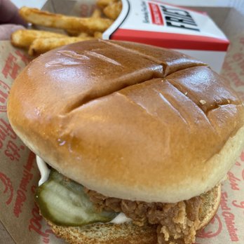 KFC - Chicken sandwich and fries - Fast Food Near Me - Saratoga Springs, Utah KFC - Chicken sandwich and fries - Fast Food Near Me - Saratoga Springs, Utah