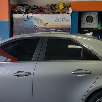 El Monte Auto Spa & Resort - The owner of the window tinting shop getting ready to drive the car to the carwash with no scratches. - Oil Change Stations Near Me - El Monte, California El Monte Auto Spa & Resort - The owner of the window tinting shop getting ready to drive the car to the carwash with no scratches. - Oil Change Stations Near Me - El Monte, California