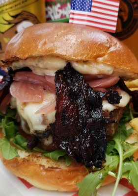 Corkscrew Bar by null