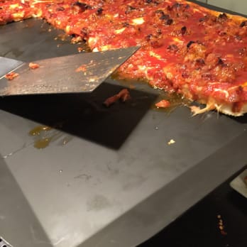 Philomena Santucci's Square Pizza - Square pizza oie - Pizza Near Me - Warminster, Pennsylvania