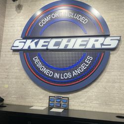 SKECHERS Warehouse Outlet
