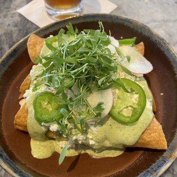 'O' Bar + Kitchen - Cocktail Bars Near Me - Santa Barbara, California