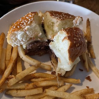 The Twisted Tail - Kids cheese burger - Venues & Event Spaces Near Me - Philadelphia, Pennsylvania The Twisted Tail - Kids cheese burger - Venues & Event Spaces Near Me - Philadelphia, Pennsylvania