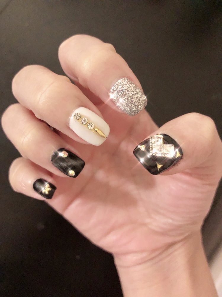 HELEN NAIL SALON Updated September 2024 2486 65th St, Brooklyn, New