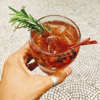 Captain James Crab House - Purple pig, scotch based cocktail - Seafood Near Me - Baltimore, Maryland