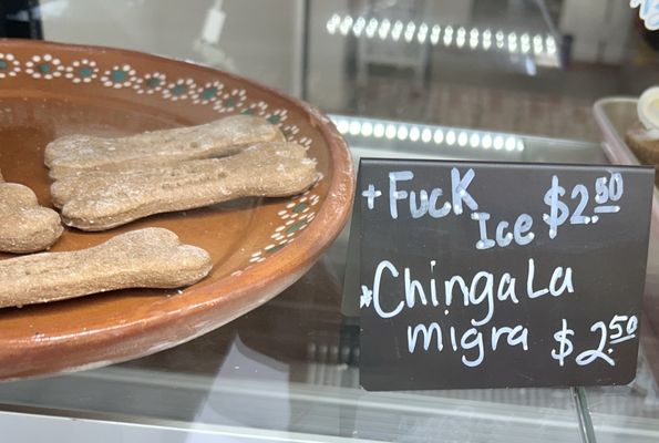 La Pawnaderia by null