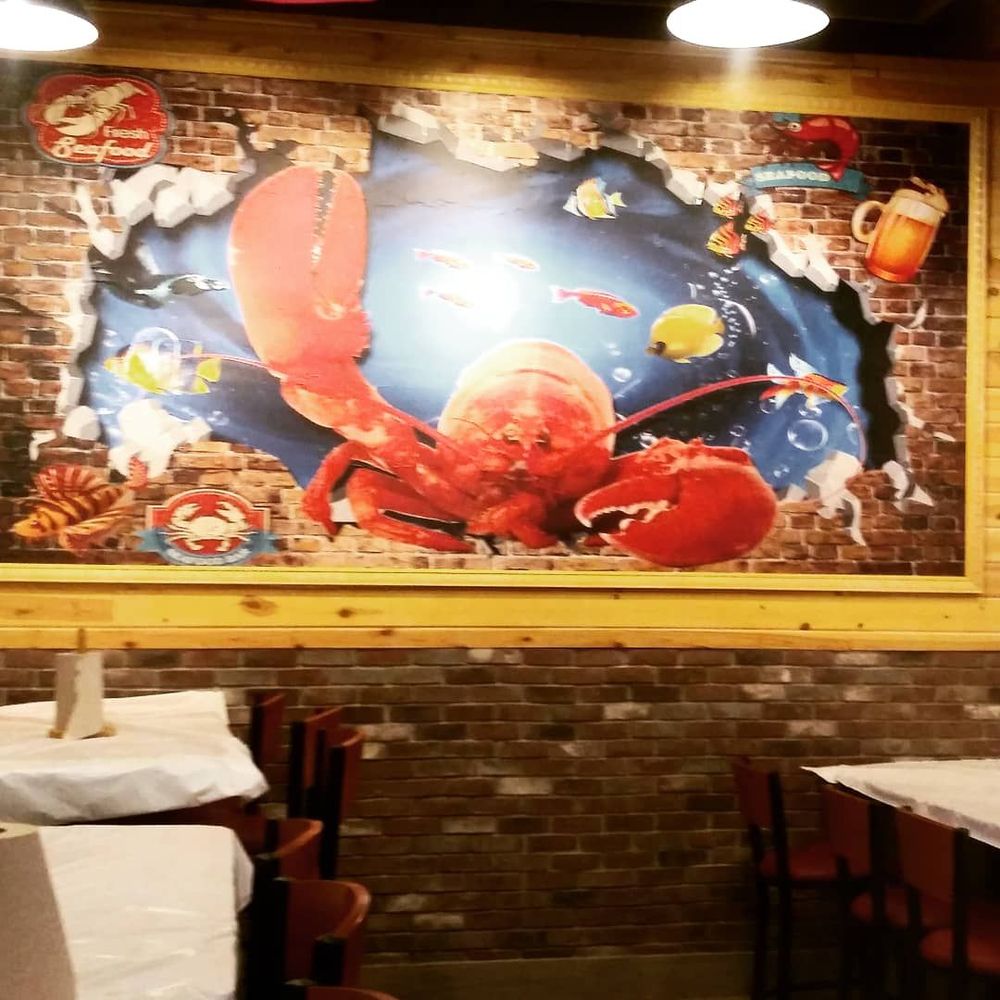 Craving Crab - Cute nautical decor - Seafood Near Me - Tulsa, Oklahoma Craving Crab - Cute nautical decor - Seafood Near Me - Tulsa, Oklahoma