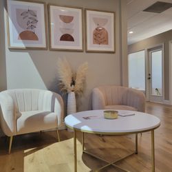 Cielo Skin Wellness - waiting area