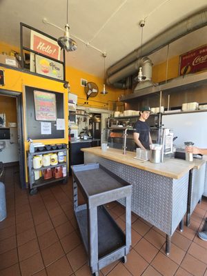 Scolari's Good Eats by null