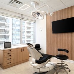 Bloor-Yorkville Periodontics - Bloor-Yorkville Periodontics surgical area for periodontal disease and dental implants