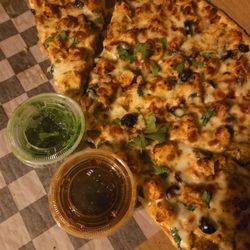 Velly Pizza - Achari Chicken