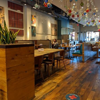 Nando's Peri-Peri - Nando's Peri-Peri, Gaithersburg - Portuguese Near Me - Gaithersburg, Maryland