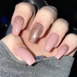 Beautiful nails! Beautiful nails!
