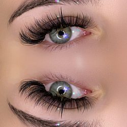 Jlynn Lashes & More - Wispy Set