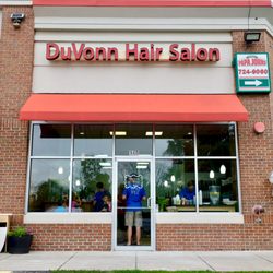 DuVonn Hair Salon - Store Entrance