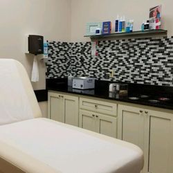 Ultraskin Wax Center - Fayetteville