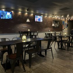 The Gastropub - Dark, cold. Unpleasant.