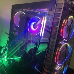 Computer Tech Pro - That's my gaming pc as you can see by mistake I move some windows files moving my games from that ssd and I won't start up