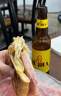 Manolo & Rene Grill by null