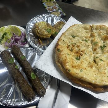 Tazah Taste Desi - Halal Near Me - Brampton, Ontario Tazah Taste Desi - Halal Near Me - Brampton, Ontario