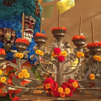 Macy's - Silver piece for table top - Department Stores Near Me - San Francisco, California Macy's - Silver piece for table top - Department Stores Near Me - San Francisco, California