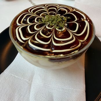 Bakerland Cafe - Tres leches - Cafes Near Me - Sugar Land, Texas
