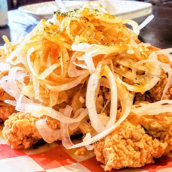 CM Chicken - Snow Onion Curry Chicken Wings- so good!!!! - Korean Near Me - Montclair, New Jersey