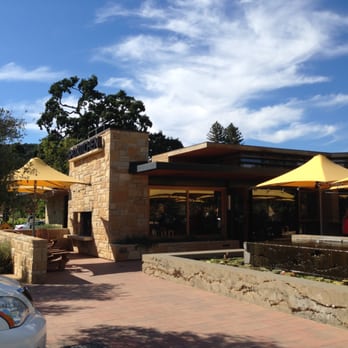 R+D Kitchen - The front of the restaurant. - New American Near Me - Yountville, California