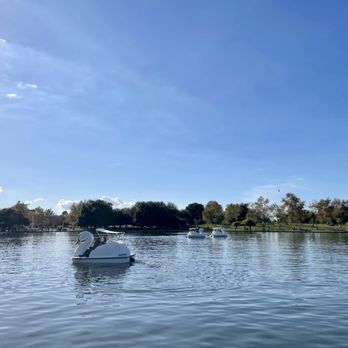 Lake Balboa/Anthony C. Beilenson Park - Parks Near Me - Van Nuys, California Lake Balboa/Anthony C. Beilenson Park - Parks Near Me - Van Nuys, California