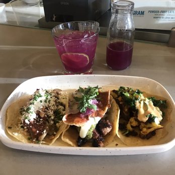 Estella - Mushroom, Al Pastor and Cauliflower with Kale salsa verde tacos - Tacos Near Me - Reno, Nevada Estella - Mushroom, Al Pastor and Cauliflower with Kale salsa verde tacos - Tacos Near Me - Reno, Nevada