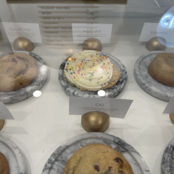 Chip Cookies - Bakeries Near Me - Irvine, California Chip Cookies - Bakeries Near Me - Irvine, California
