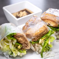 Phomono Vietnamese Cuisine - Fresh Roll