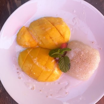Summer Buffalo - Mango Sticky Rice (soo good!) - Thai Near Me - Los Angeles, California