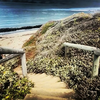Moonstone Beach - Staircase leading down to beach from parking lot - Beaches Near Me - Cambria, California Moonstone Beach - Staircase leading down to beach from parking lot - Beaches Near Me - Cambria, California