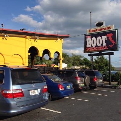 The Boot Pizzeria by null
