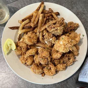 Hog Island Fish Camp - Captain's Plate - Seafood Near Me - Dunedin, Florida