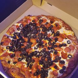 Ciddici’s Pizza - Large pepperoni black olive