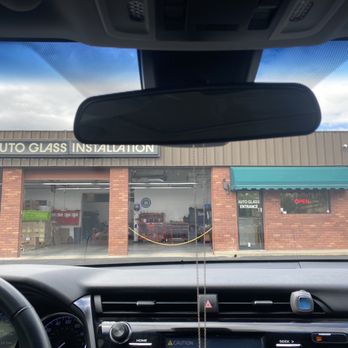 Rainbow Auto Glass - Windshield replacement - Auto Glass Services Near Me - Woodland, California Rainbow Auto Glass - Windshield replacement - Auto Glass Services Near Me - Woodland, California